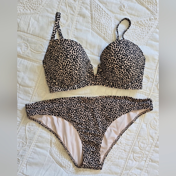 Shade & Shore Other - Shade & Shore Leopard Print Women's Bikini Set